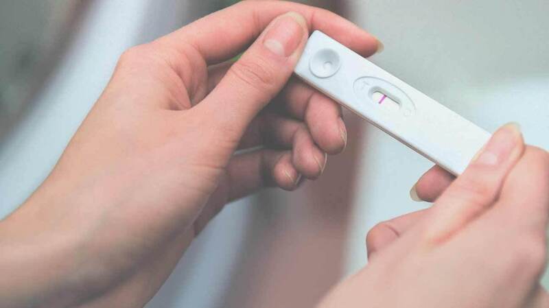 Hướng dẫn cách dùng que thử rụng trứng chị em nào cũng cần ghi nhớ | Medlatec